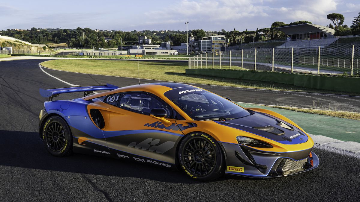 McLaren Artura se v závodní verzi zbavil hybridního ústrojí